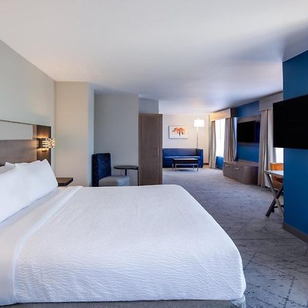 Holiday Inn Express Turlock By Ihg Buitenkant foto