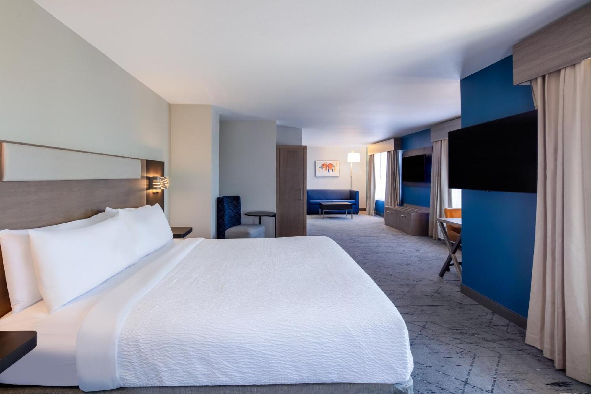 Holiday Inn Express Turlock By Ihg Buitenkant foto