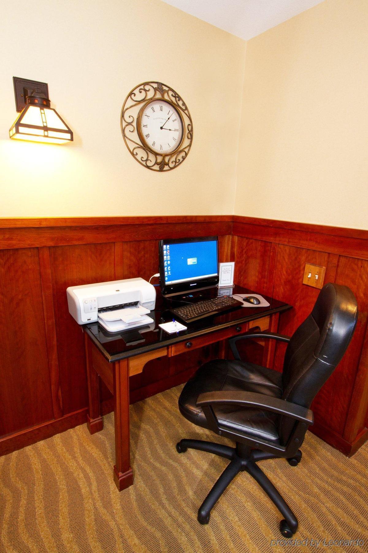 Holiday Inn Express Turlock By Ihg Buitenkant foto