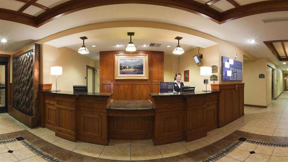 Holiday Inn Express Turlock By Ihg Buitenkant foto