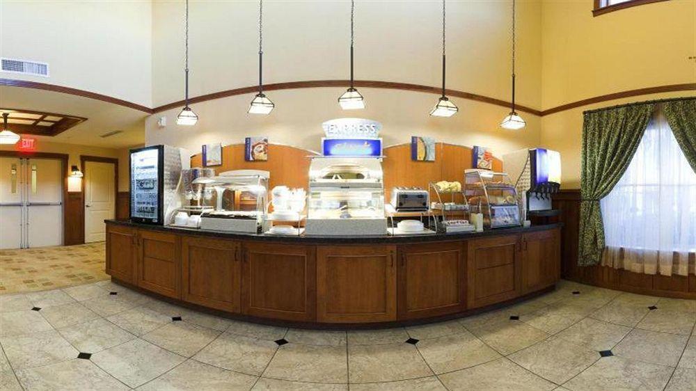 Holiday Inn Express Turlock By Ihg Buitenkant foto